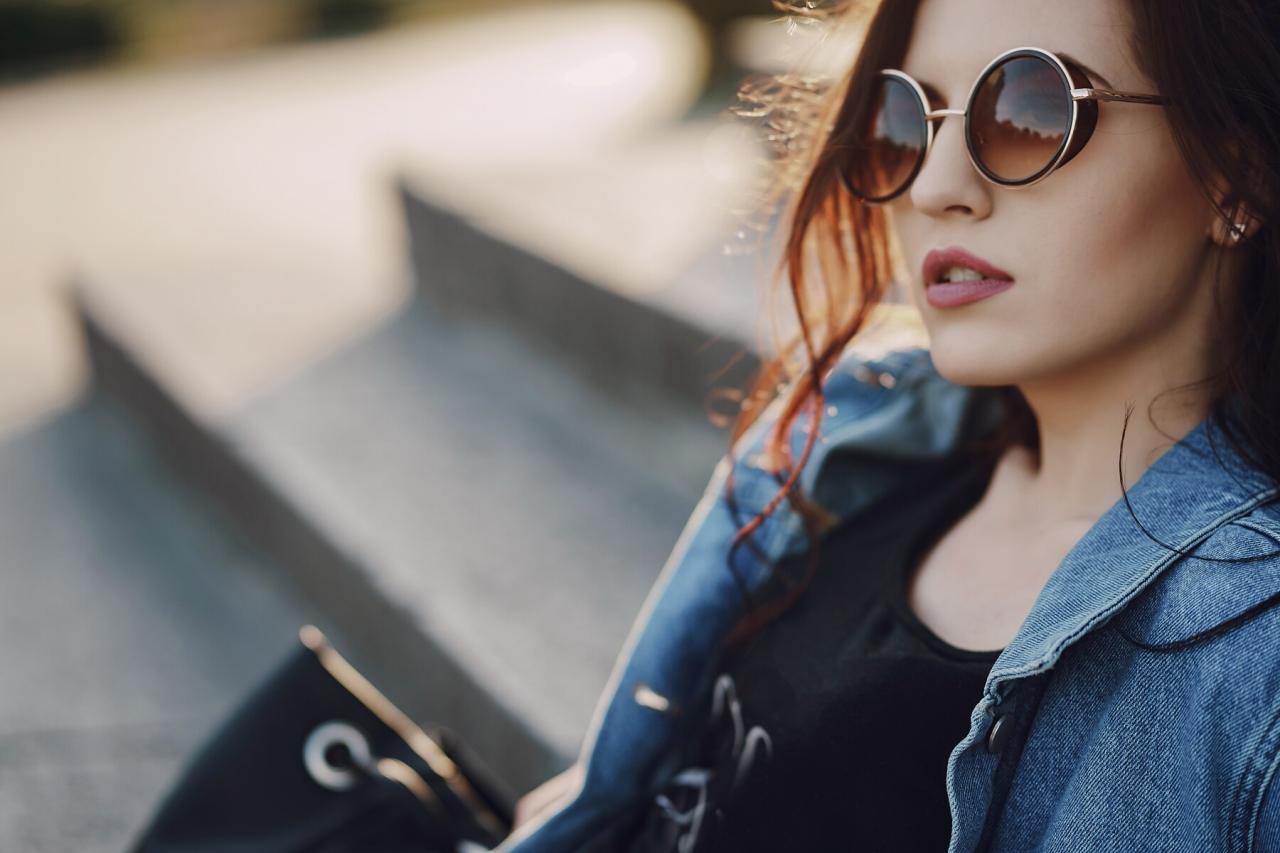 Clean and Maintain Your Sunglasses: 5 Essential Ways